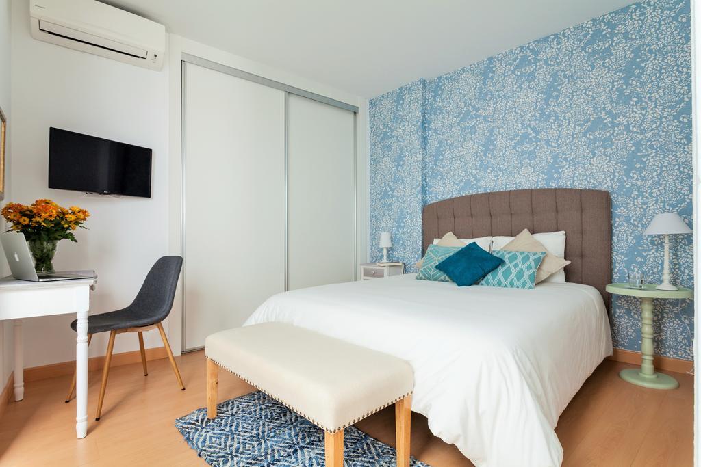 Appartement Hostly Acetres 1b-2b Center-fibre-conmunal Terrace-parking Optional