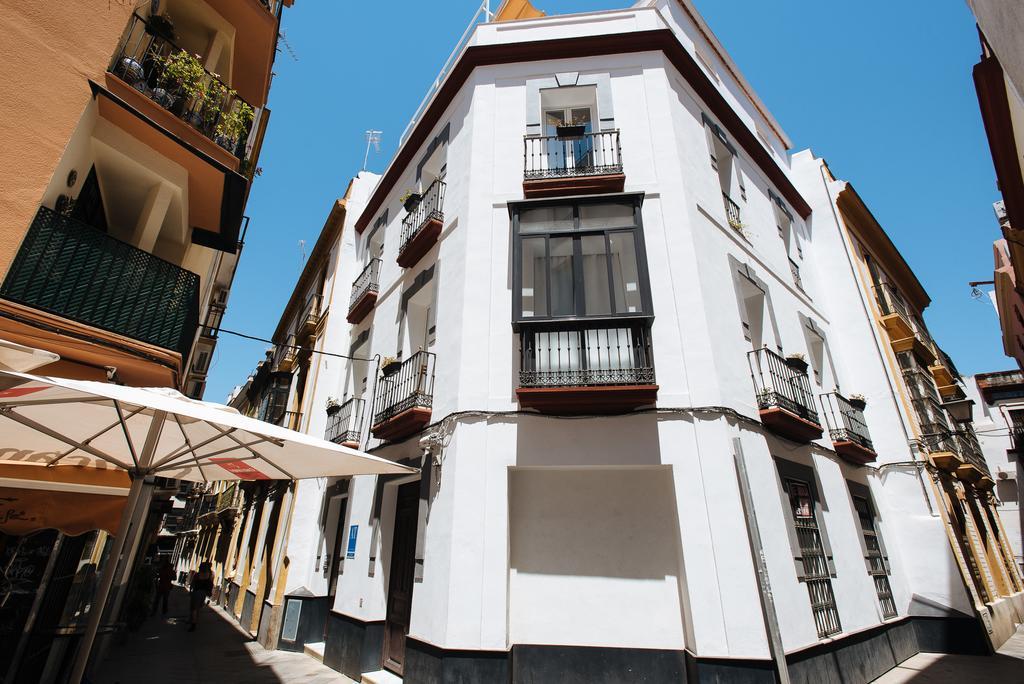 Hostly Acetres 1b-2b Center-fibre-conmunal Terrace-parking Optional Appartement Séville